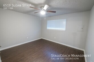 6519 Sloan St, Unit 7 in Houston, TX - Building Photo - Building Photo