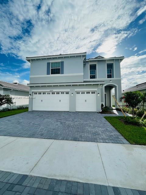 5459 Liberty Ln in Westlake, FL - Foto de edificio