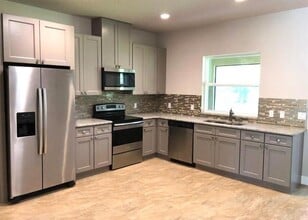 8 Brelyn Pl in Palm Coast, FL - Building Photo - Building Photo