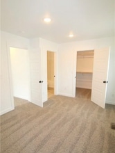 881 Boardwalk Ave in Bentonville, AR - Foto de edificio - Building Photo