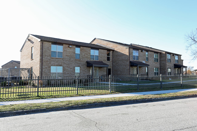 Hope Village in Portsmouth, VA - Foto de edificio - Building Photo