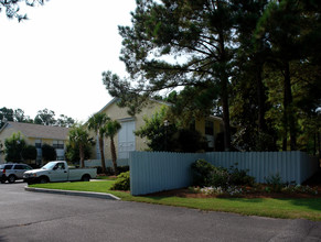 Woodscape Apartments in Mount Pleasant, SC - Building Photo - Building Photo