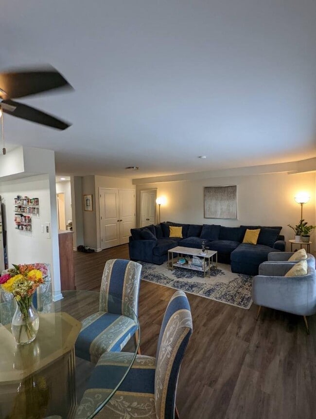 125 Montgomery Ave in Bala Cynwyd, PA - Foto de edificio - Building Photo