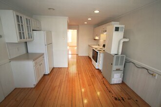19 First St in Dover, NH - Building Photo - Building Photo