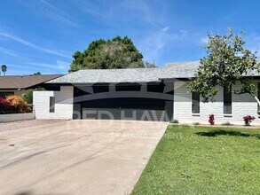 2466 E Huber St in Mesa, AZ - Building Photo - Building Photo