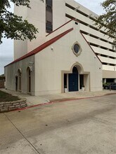 2105 Reflection Bay Dr in Arlington, TX - Foto de edificio - Building Photo