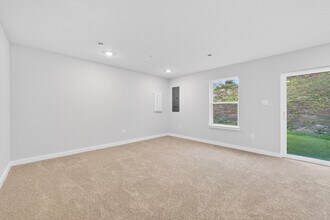 116 River Ridge Dr in Moon Township, PA - Foto de edificio - Building Photo