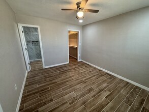 4143 Conway Blvd in Port Charlotte, FL - Building Photo - Building Photo