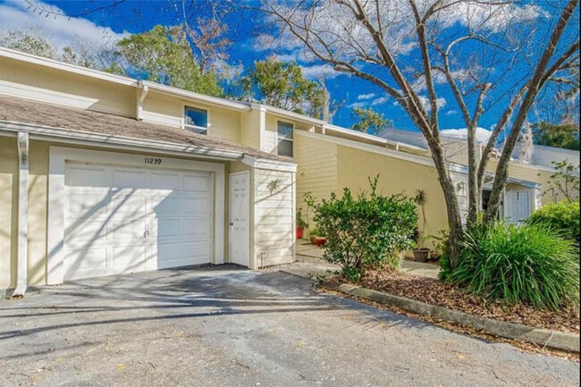 property at 11239 Cedar Hollow Ln