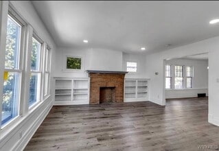 137 Southside Pkwy in Buffalo, NY - Building Photo - Building Photo