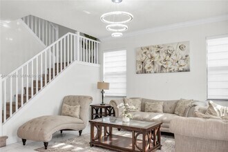 7314 Estero Dr in Greenacres, FL - Building Photo - Building Photo