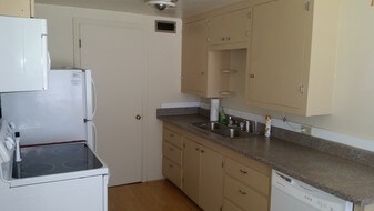 12 3rd Ave Apartments