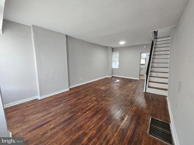 property at 1910 Sigel St