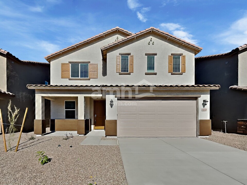 12520 W Adair Dr in Glendale, AZ - Building Photo