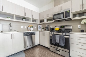 1717 22nd Ave in Seattle, WA - Building Photo - Building Photo