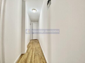 44 Bennett Avenue in New York, NY - Building Photo - Floor Plan