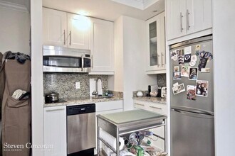 5 Tudor City Pl in New York, NY - Building Photo - Building Photo