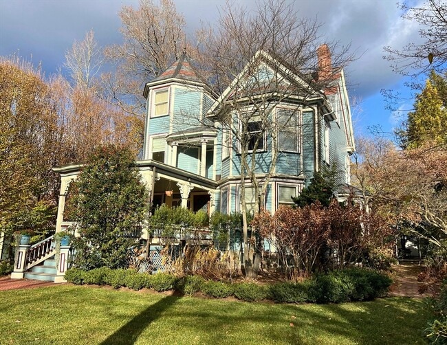 property at 12 Brook St