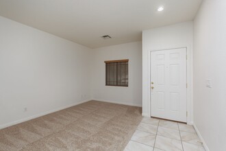 3216 Carefree Beauty Ave in North Las Vegas, NV - Building Photo - Building Photo