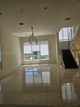 6670 NW 105th Ct in Doral, FL - Building Photo - Building Photo