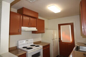 5942 Glen Grove St in Humble, TX - Building Photo - Building Photo