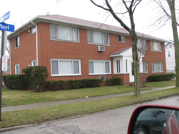 1940 Merl Rd in Cleveland, OH - Foto de edificio