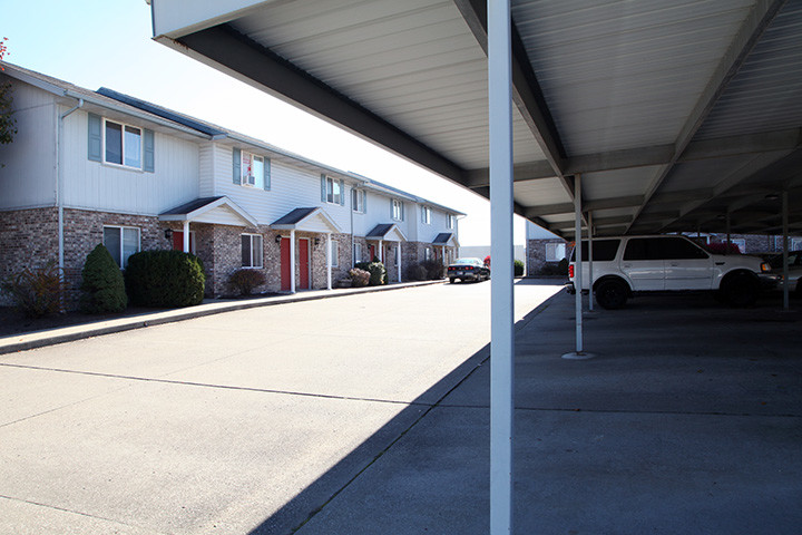 Northern Hills Apartments in Jasper, IN - Building Photo