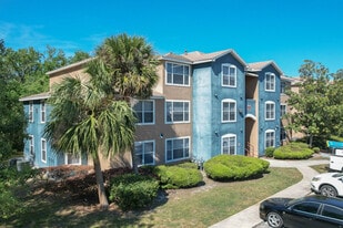 Villas at Lake Smart Apartments in Winter Haven, FL - Building Photo