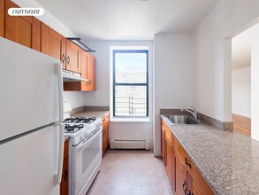 280 Milford St in Brooklyn, NY - Building Photo - Building Photo
