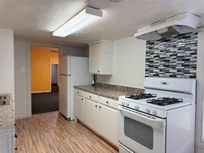 723-727 W 27th St in Houston, TX - Building Photo - Building Photo