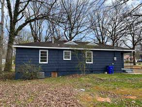 1813 Maple Ave in Florence, AL - Building Photo - Building Photo