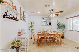 2412 N 36th Pl in Phoenix, AZ - Building Photo - Building Photo