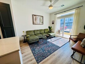 1301 Leah Ave in San Marcos, TX - Building Photo