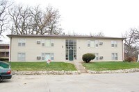 Ingersoll Park in Des Moines, IA - Foto de edificio - Building Photo