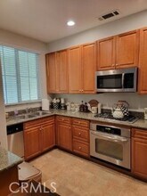 30505 Canyon Hills Rd, Unit 2702 in Lake Elsinore, CA - Foto de edificio - Building Photo