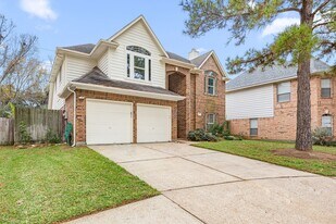 17907 Pelican Way Rd in Houston, TX - Building Photo