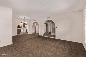 2637 E Sierra St in Phoenix, AZ - Building Photo - Building Photo