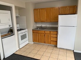 3828 Lancaster Ave, Unit 2