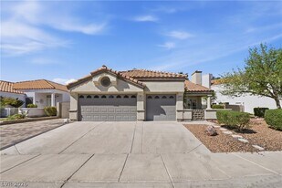 3333 Indian Moon Dr in Las Vegas, NV - Building Photo