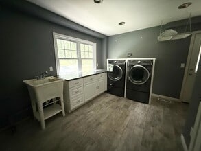 704 Shirley Manor Rd in Reisterstown, MD - Building Photo - Building Photo