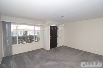 3839 Vista Campana N in Oceanside, CA - Building Photo - Building Photo