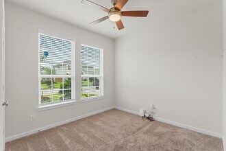3850 Chapman Bluff Dr in Spring, TX - Foto de edificio - Building Photo