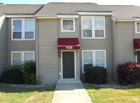 1430 Devon Ln in Harrisonburg, VA - Building Photo
