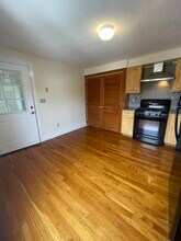 14 McKenn St, Unit 2 in Waltham, MA - Building Photo - Building Photo