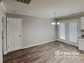 306 Walnut Crossing Dr in Whitsett, NC - Building Photo - Building Photo
