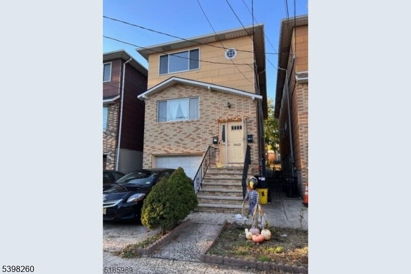 736 William St in Harrison, NJ - Foto de edificio