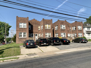 102-108 W Ashland Ave in Glenolden, PA - Building Photo - Building Photo