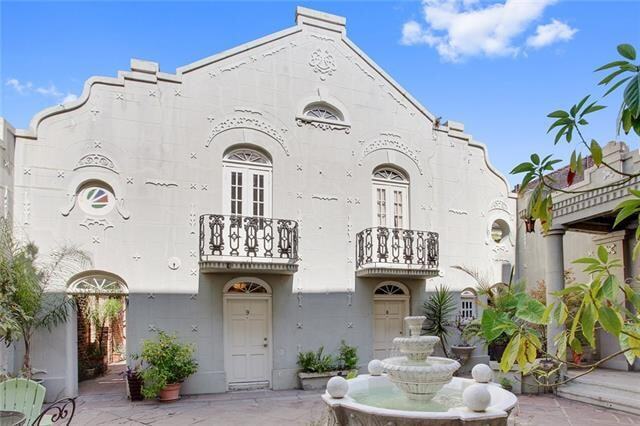 property at 523 Dumaine St