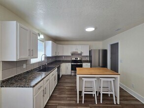 408 Abu Bakar Dr in Killeen, TX - Building Photo - Building Photo