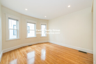 301 Alewife Brook Pky, Unit #1 in Somerville, MA - Building Photo - Building Photo